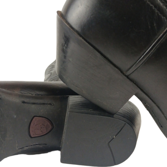 Ariat - Picture 6 of 16